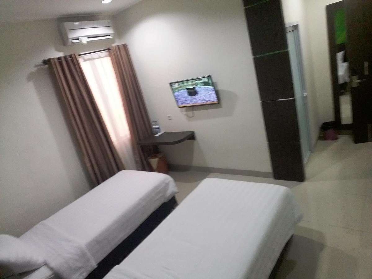 Grand Indobaru Hotel Selatpanjang Extérieur photo